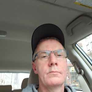 Meet your Posher, Mark